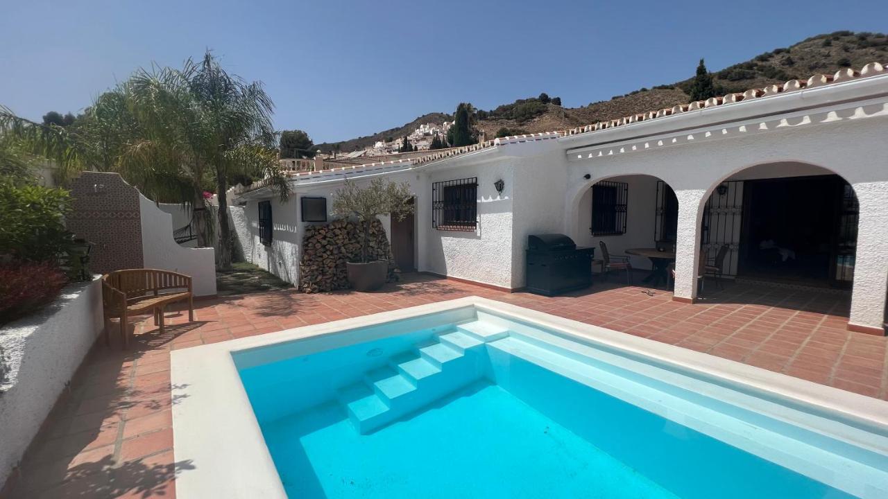 Romantic White Villa -Private Pool Нерха Экстерьер фото