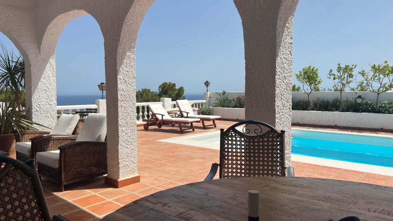 Romantic White Villa -Private Pool Нерха Экстерьер фото
