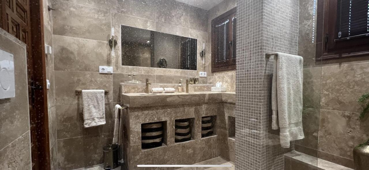 Romantic White Villa -Private Pool Нерха Экстерьер фото