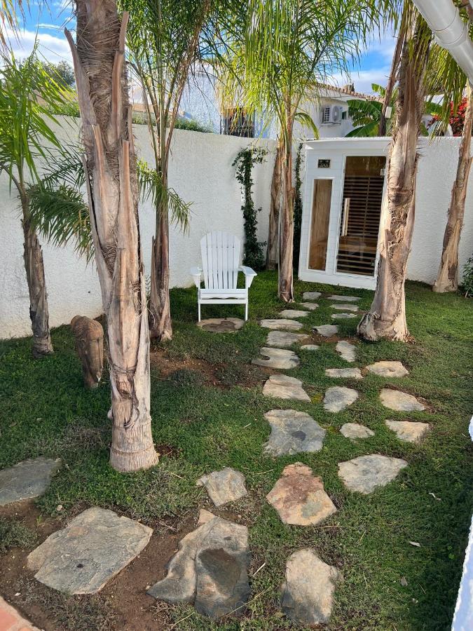 Romantic White Villa -Private Pool Нерха Экстерьер фото