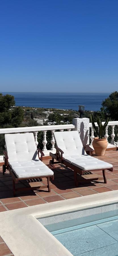 Romantic White Villa -Private Pool Нерха Экстерьер фото