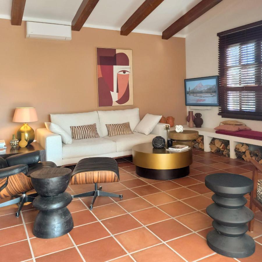 Romantic White Villa -Private Pool Нерха Экстерьер фото